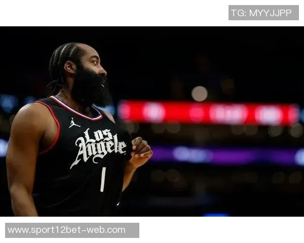 哈登全力追逐季后赛梦想小卡何时才能摆脱观赛生活 哈登全力追逐季后赛梦想小卡何时才能摆脱观赛生活